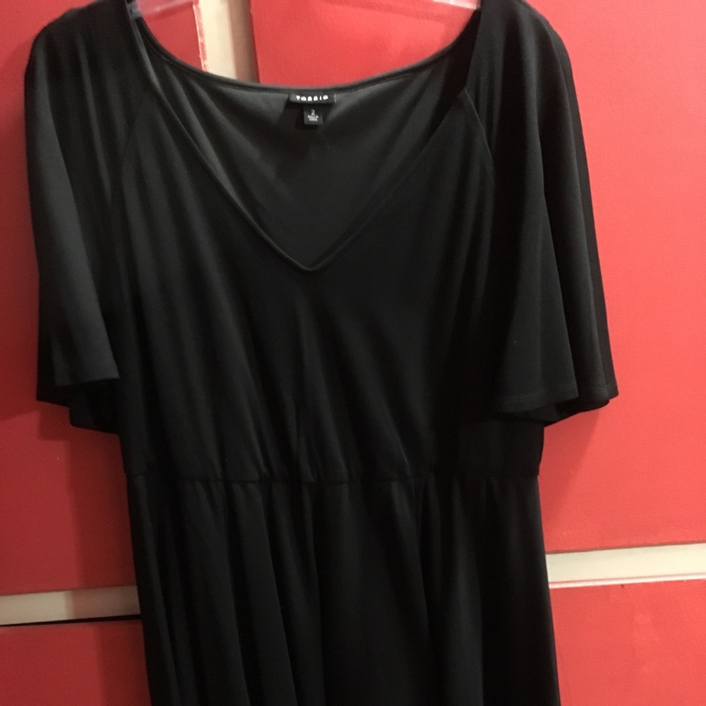 Beautiful Torrid black dress. Never worn.